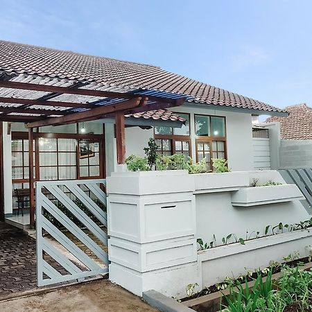 Boscha House Villa Bandung Eksteriør bilde